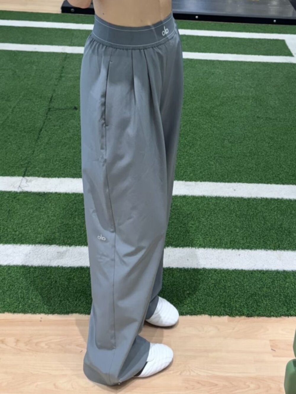 Alo Yoga Brand New Steel Grey Trouser(Regular)🍃Summer Cool Breathable Pants🧊